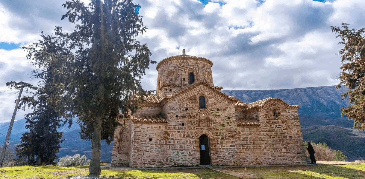 Kisha e fjetjes së Hyjëlindëses Mari, Manastiri i Ardenicës (1282)